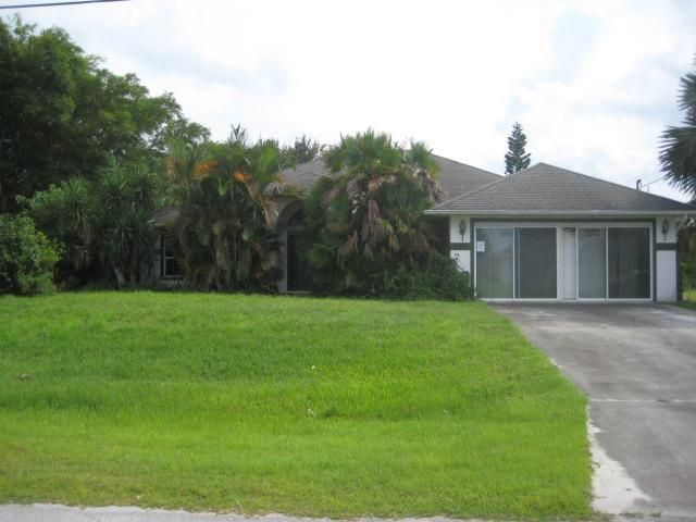 349 Sw S Quick Cir, Port Saint Lucie, FL 34953