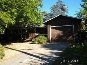 1585 El Cerrito Dr, Red Bluff, CA 96080