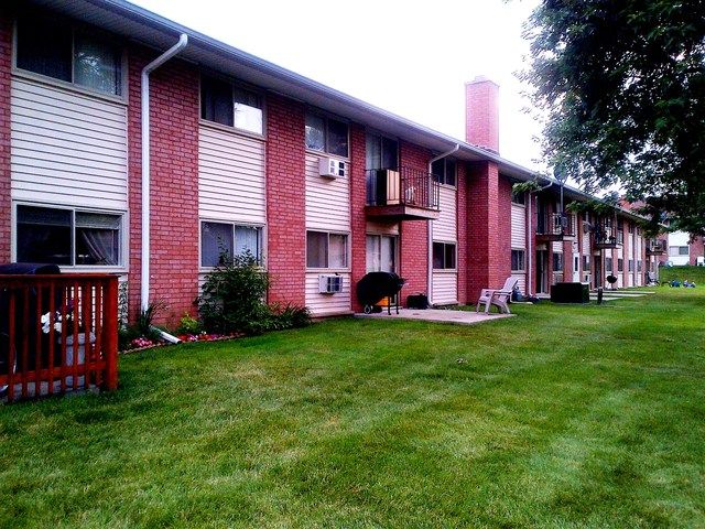 690 Marilyn Ave Apt 104, Glendale Heights, IL 60139