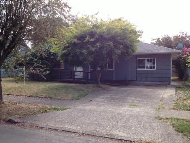 1417 Pleasant St, Springfield, OR 97477