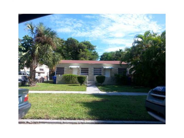 3465 SW 3 AV, Miami, FL 33145