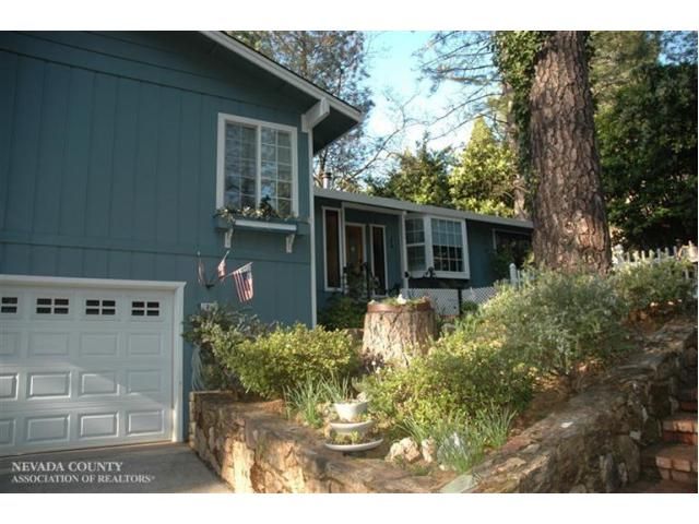 20 Turpentine Dr, Nevada City, CA 95959