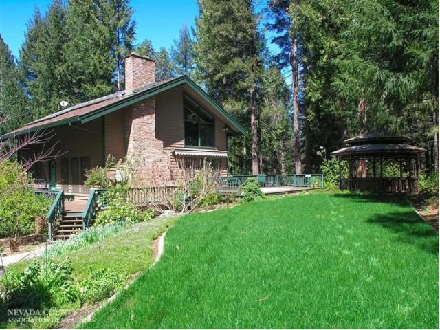 11916 Big Blue Rd, Nevada City, CA 95959