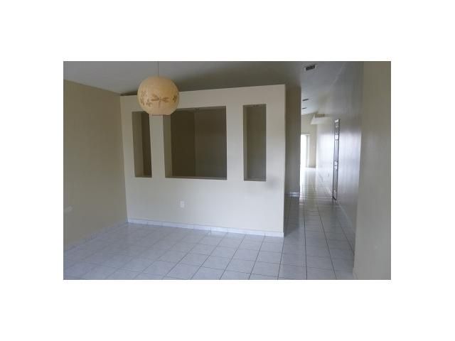 14046 SW 13 ST, Miami, FL 33184