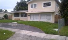 6951 HOOD ST Hollywood, FL 33024