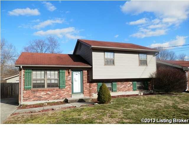 9703 Turnpike View Dr, Louisville, KY 40229