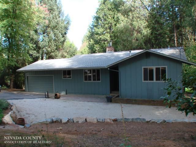 300 Woodpecker Lane, Nevada City, CA 95959