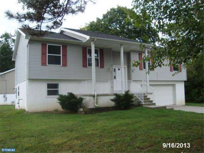 1205 Mount Laurel Rd, Temple, PA 19560