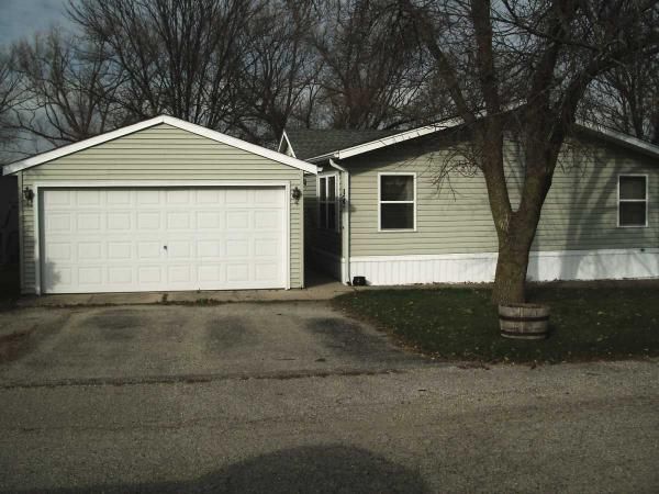 4823 Schoen Rd. #123, Union Grove, WI 53182