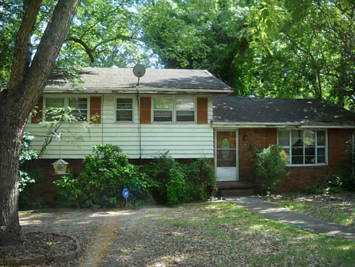 2640 Dunmoreland Terrace, Atlanta, GA 30349