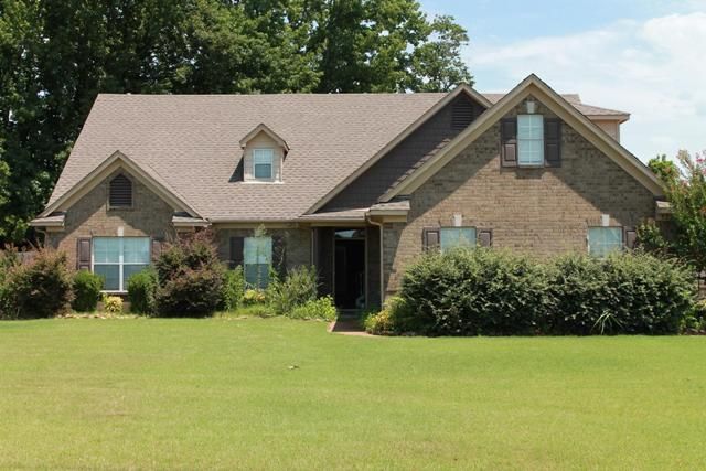 522 Farmer Trl, Atoka, TN 38004