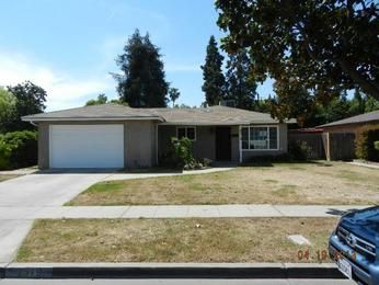 2519 W Griffith Way, Fresno, CA 93705