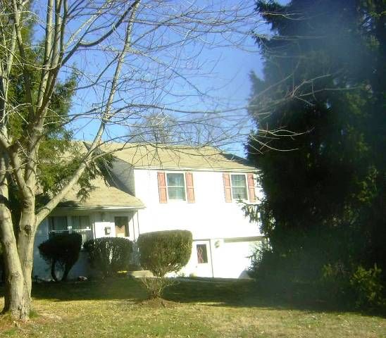 105 Cinnamon Hill Rd, King Of Prussia, PA 19406