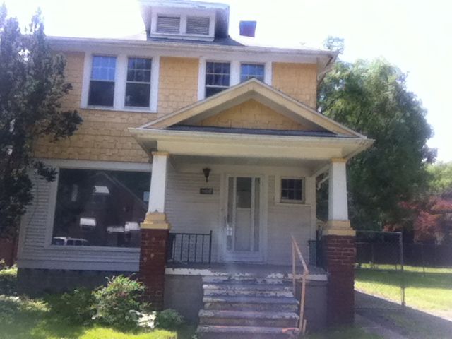 17328 Cooley Ave, Detroit, MI 48219