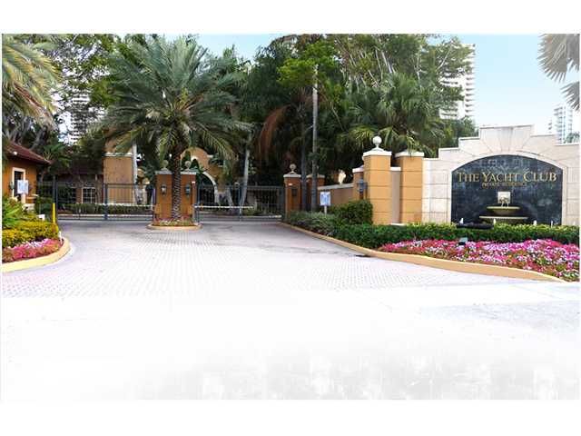 19601 E COUNTRY CLUB DR # 7301, Miami, FL 33180