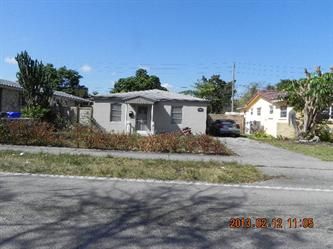 304 N 56th Ave, Hollywood, FL 33021