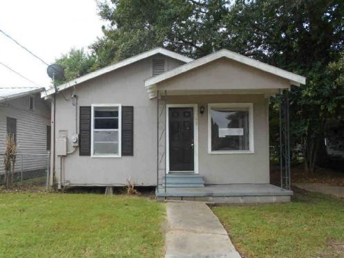 1038 Saint Charles, Lafayette, LA 70501