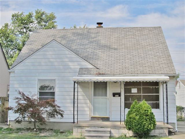 13618 Superior St, Southgate, MI 48195