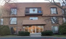 3900 Dundee Rd Apt 102 Northbrook, IL 60062