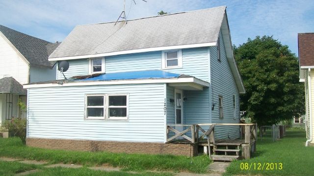 1207 S 17th St, New Castle, IN 47362