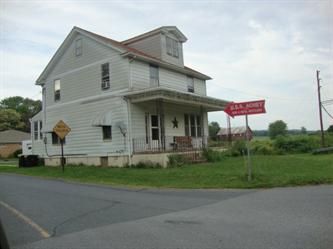 1038 Market St, Schuylkill Haven, PA 17972