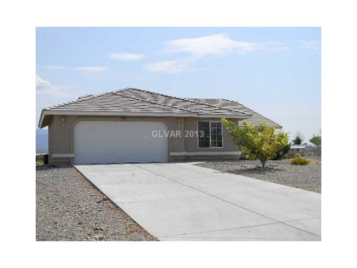 6431 Willow Tree Ct, Pahrump, NV 89061