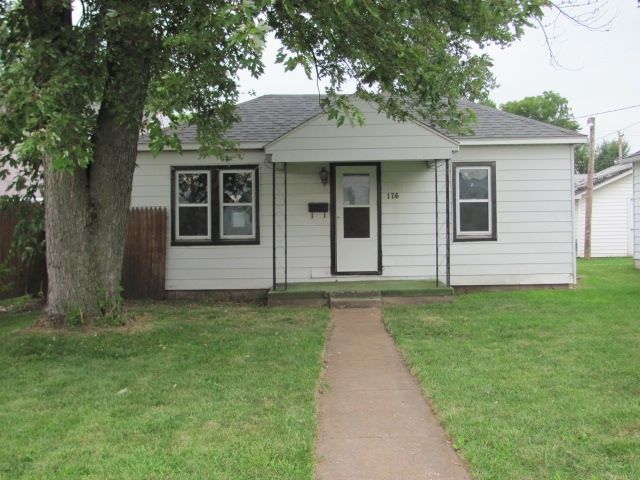 176 S Pence St, East Alton, IL 62024