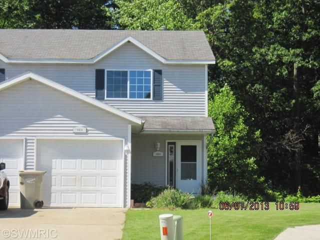 464 Woodrush Ct Nw, Comstock Park, MI 49321