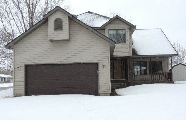 24 Westbrook Drive, Bloomer, WI 54724