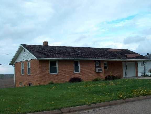 512 Des Moines St, Brooklyn, IA 52211