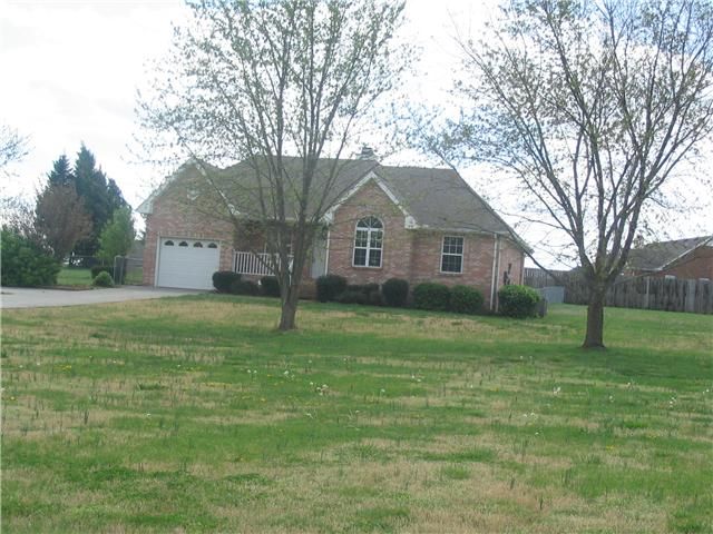 1034 Cagle Rd, Ashland City, TN 37015