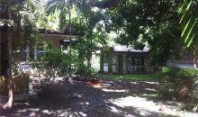 9490 SW 67 AV Miami, FL 33156