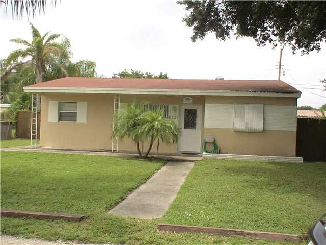 6321 GRANT ST, Hollywood, FL 33024