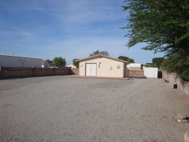 12194 E 39th Place, Yuma, AZ 85367