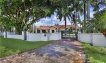 11325 SW 77 AV Miami, FL 33156