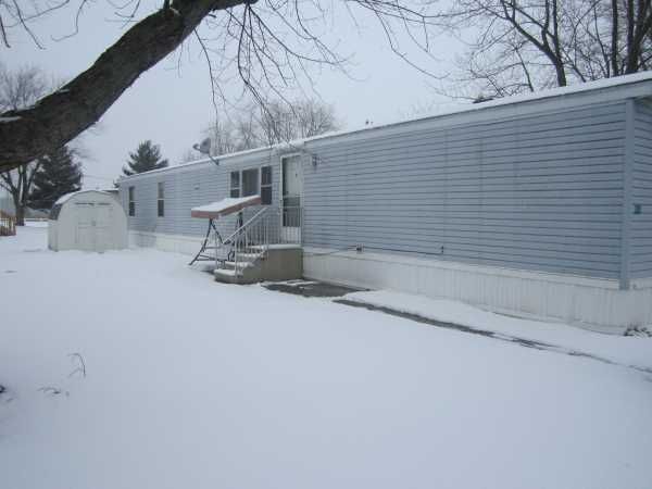 1433 Veterans Dr., Elkhart, IN 46514