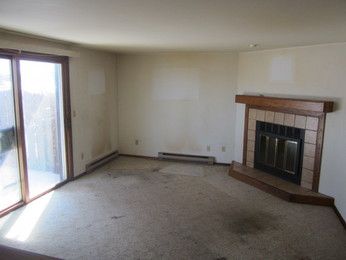 2395 Cedar Rdg #B, Green Bay, WI 54313