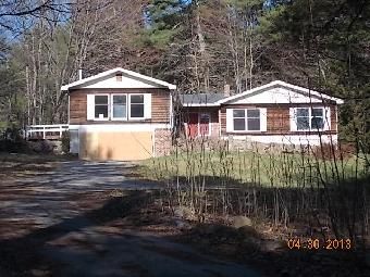 17 Heathersfield Rd, Bridgton, ME 04009