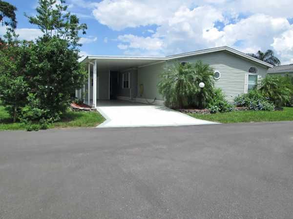 3102 S Lemon Lime Dr, Wimauma, FL 33598