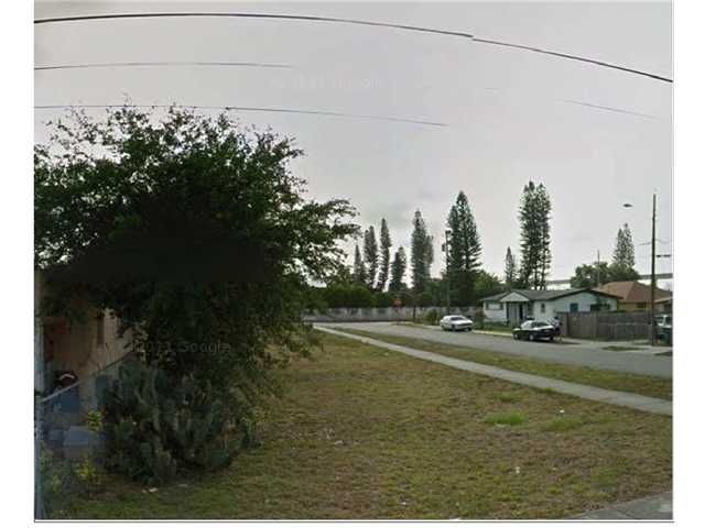 3185 NW 43 ST, Miami, FL 33142