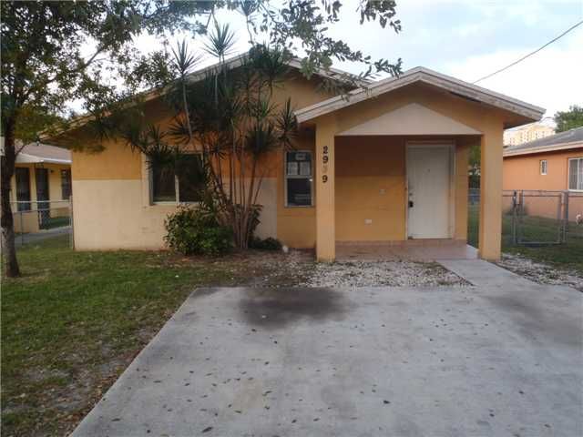 2939 NW 48 ST, Miami, FL 33142