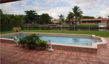 1720 SW 99 AV Miami, FL 33165