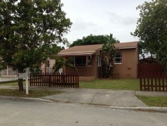 729 SE 9th Pl, Hialeah, FL 33010