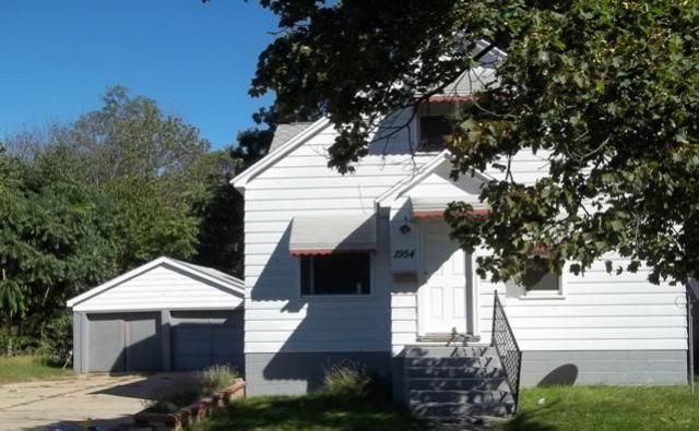 1954 9th Street, Muskegon, MI 49444