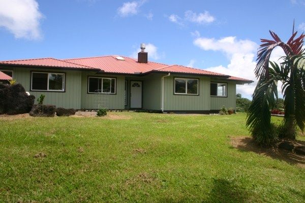 360 AKOLEA RD, Hilo, HI 96720