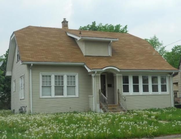 806 Moore St, Beloit, WI 53511