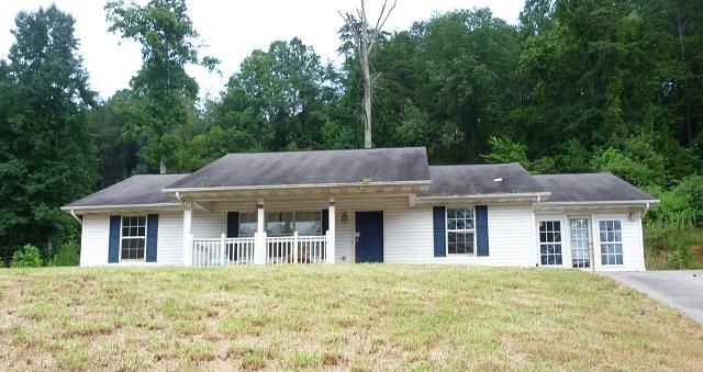 2260 Mcspadden Rd, Maryville, TN 37803