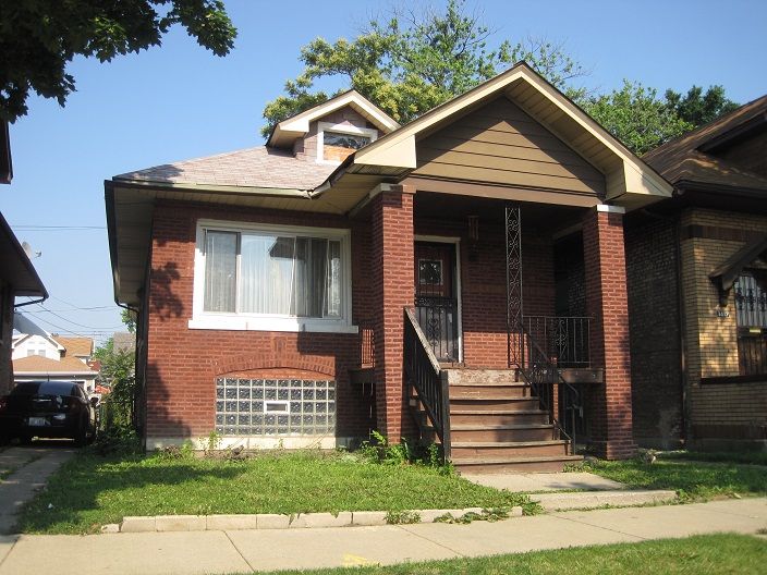 1421 N Menard Ave, Chicago, IL 60651