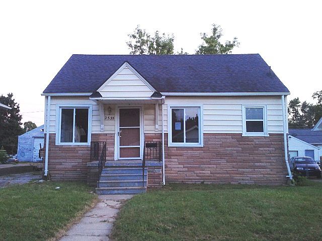 2535 Bagley St, Flint, MI 48504