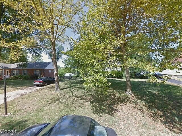 Westridge Ln, Saint Ann, MO 63074